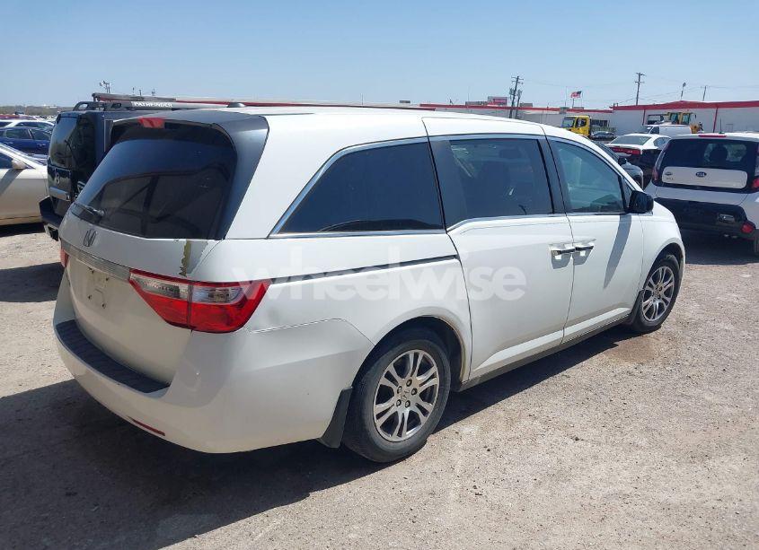 Photo 4 of 2011 Honda Odyssey EX-L (VIN 5FNRL5H6XBB100096)