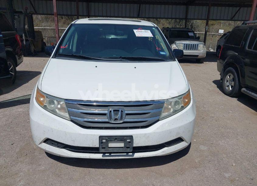 Photo 6 of 2011 Honda Odyssey EX-L (VIN 5FNRL5H6XBB100096)