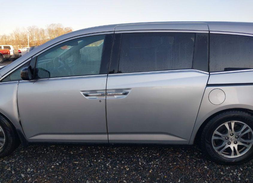 Photo 14 of 2012 Honda Odyssey EX-L (VIN 5FNRL5H6XCB031105)