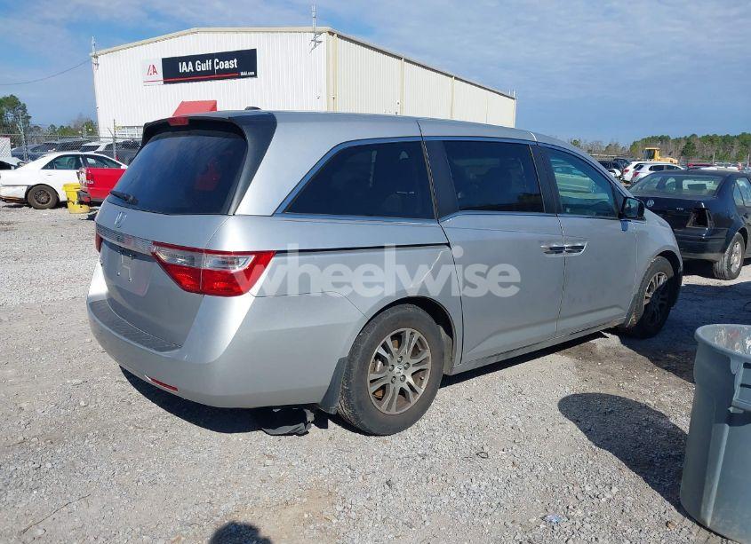 Photo 4 of 2012 Honda Odyssey EX-L (VIN 5FNRL5H6XCB088842)