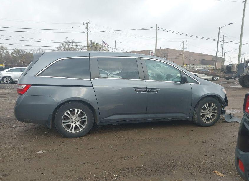 Photo 13 of 2012 Honda Odyssey EX-L (VIN 5FNRL5H6XCB107356)