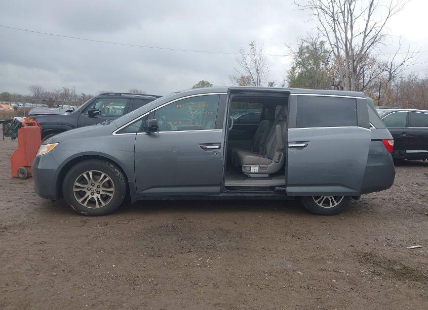 Photo 14 of 2012 Honda Odyssey EX-L (VIN 5FNRL5H6XCB107356)