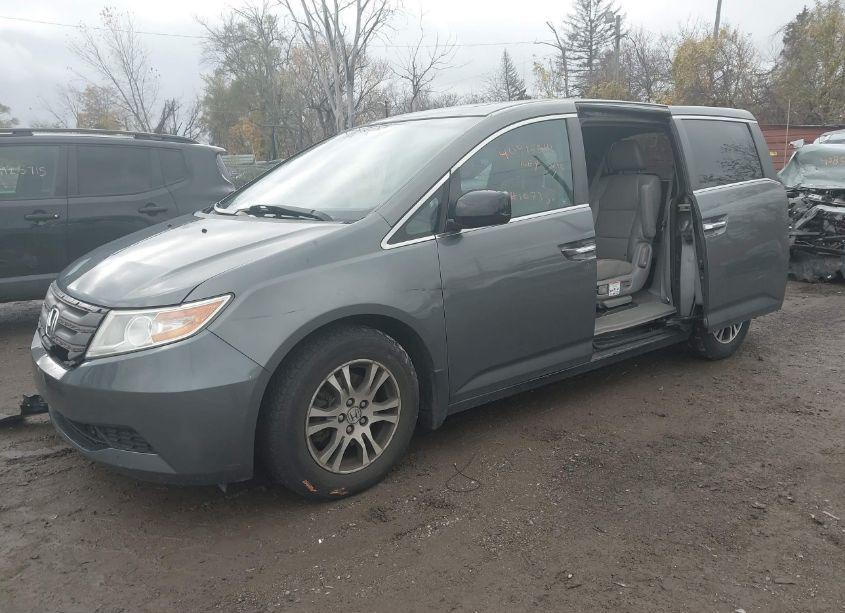 Photo 2 of 2012 Honda Odyssey EX-L (VIN 5FNRL5H6XCB107356)