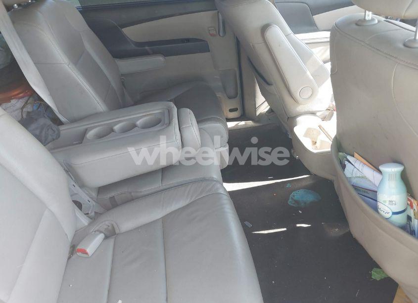 Photo 8 of 2012 Honda Odyssey EX-L (VIN 5FNRL5H6XCB108328)
