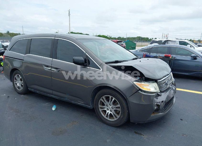 2012 Honda Odyssey EX-L (VIN 5FNRL5H6XCB117160) main photo