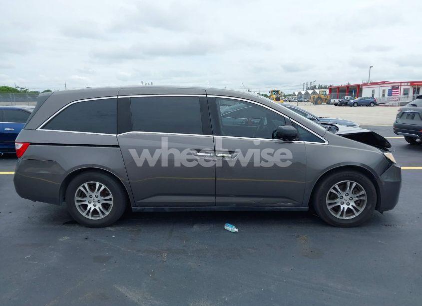 Photo 13 of 2012 Honda Odyssey EX-L (VIN 5FNRL5H6XCB117160)