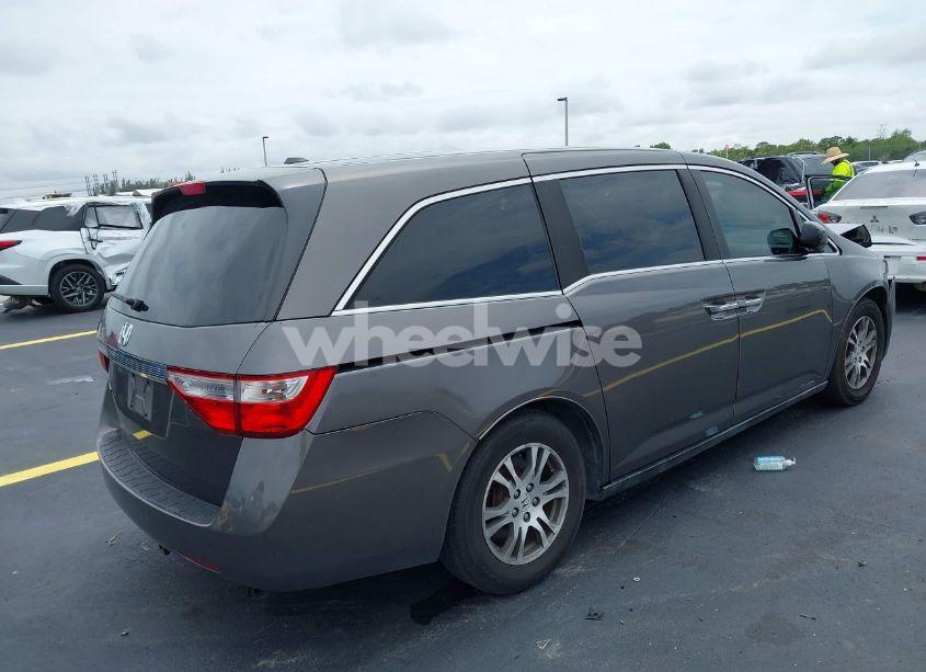 Photo 4 of 2012 Honda Odyssey EX-L (VIN 5FNRL5H6XCB117160)