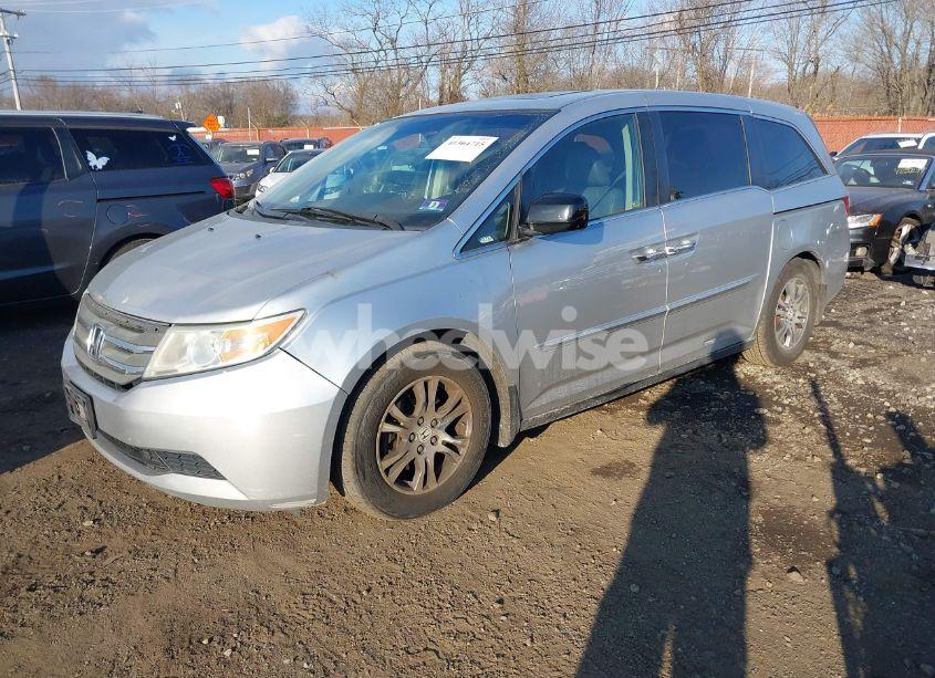 Photo 2 of 2012 Honda Odyssey EX-L (VIN 5FNRL5H6XCB142785)