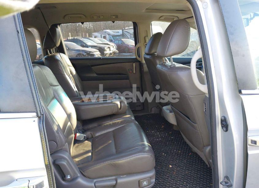 Photo 8 of 2012 Honda Odyssey EX-L (VIN 5FNRL5H6XCB142785)