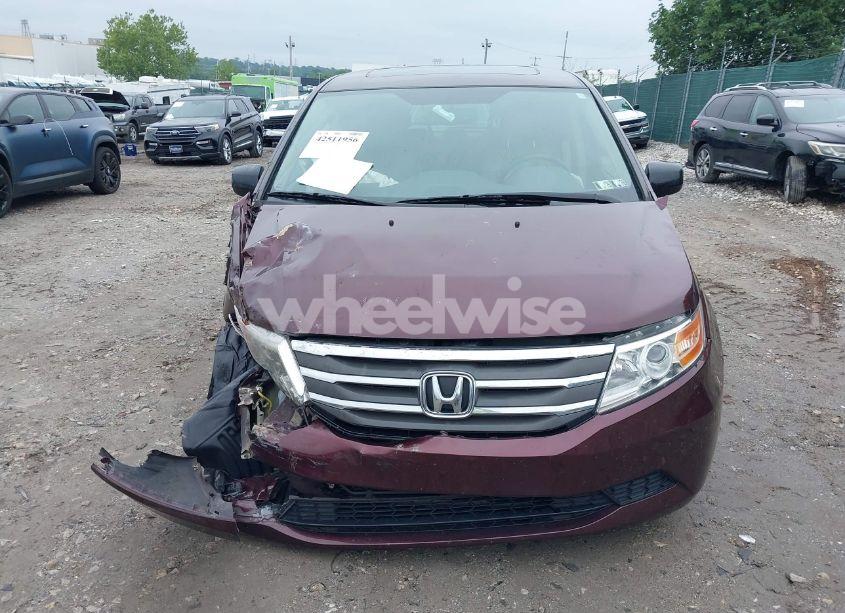 Photo 11 of 2013 Honda Odyssey EX-L (VIN 5FNRL5H6XDB016394)