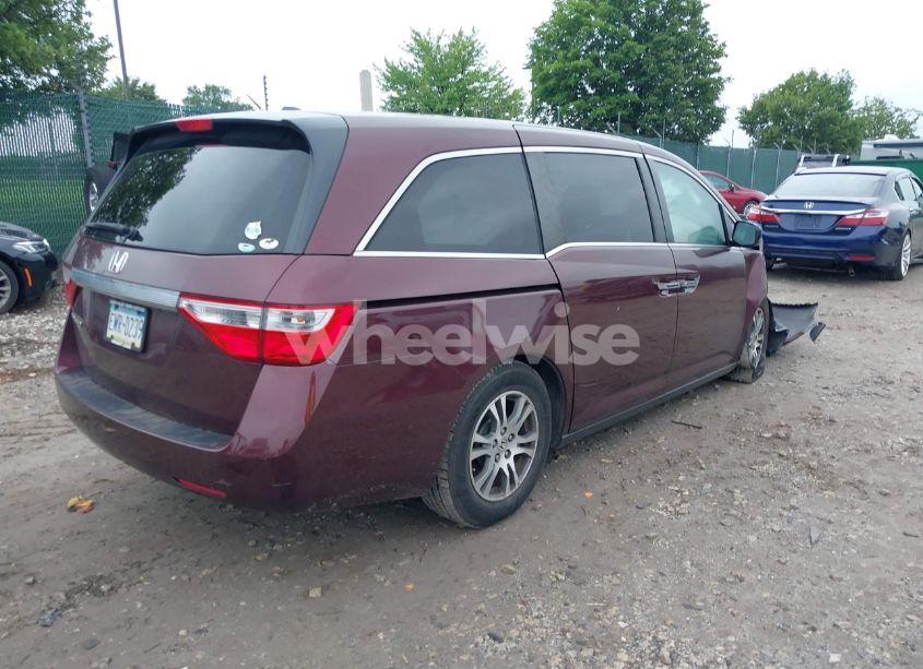 Photo 4 of 2013 Honda Odyssey EX-L (VIN 5FNRL5H6XDB016394)