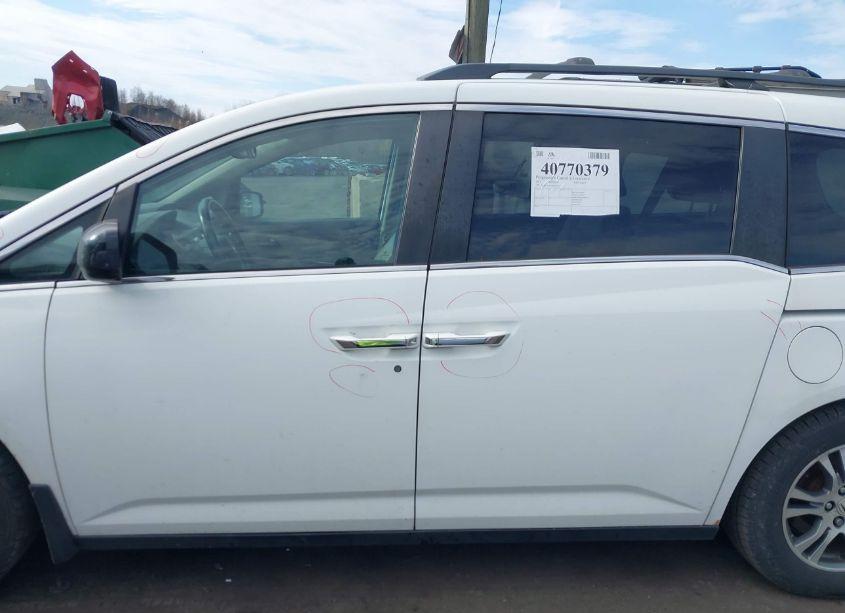 Photo 14 of 2013 Honda Odyssey EX-L (VIN 5FNRL5H6XDB037410)