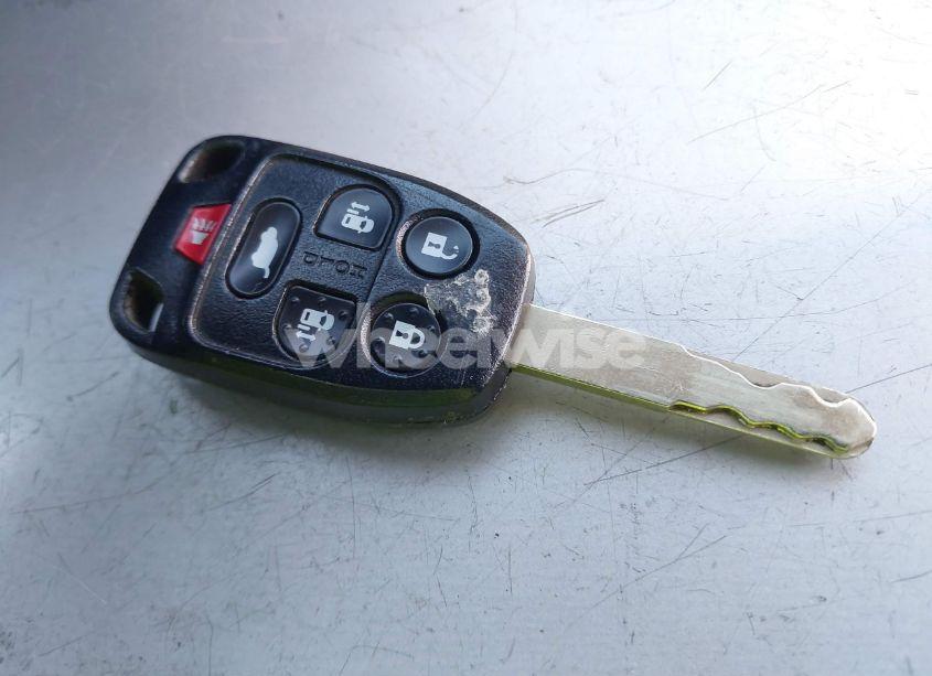 Photo 11 of 2013 Honda Odyssey EX-L (VIN 5FNRL5H6XDB070486)