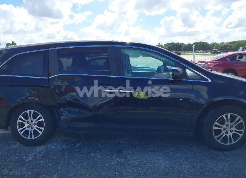 Photo 13 of 2013 Honda Odyssey EX-L (VIN 5FNRL5H6XDB070486)