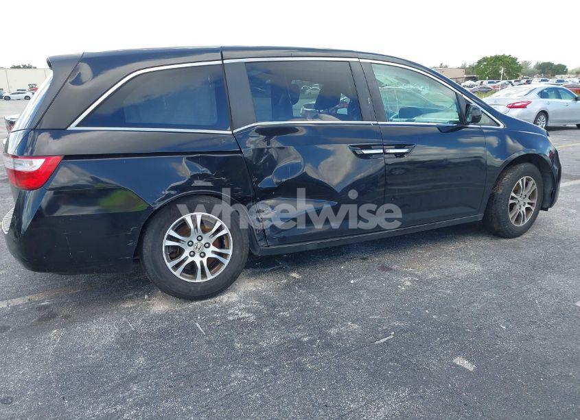 Photo 6 of 2013 Honda Odyssey EX-L (VIN 5FNRL5H6XDB070486)