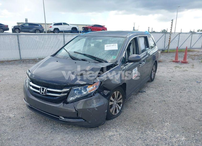 Photo 2 of 2014 Honda Odyssey EX-L (VIN 5FNRL5H6XEB016350)