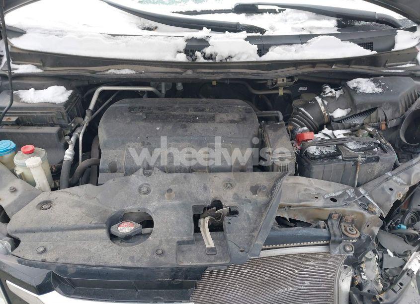 Photo 10 of 2014 Honda Odyssey EX-L (VIN 5FNRL5H6XEB030491)