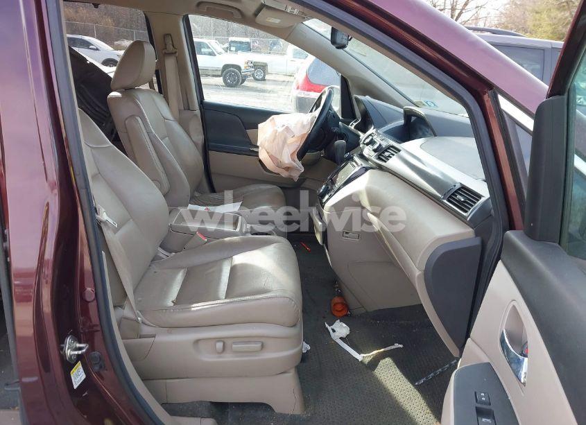 Photo 5 of 2014 Honda Odyssey EX-L (VIN 5FNRL5H6XEB054452)