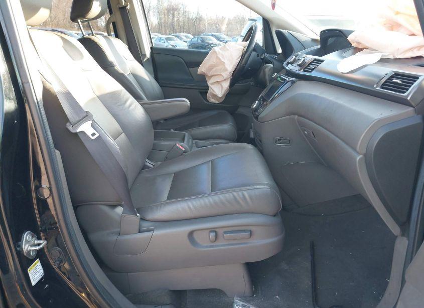 Photo 5 of 2014 Honda Odyssey EX-L (VIN 5FNRL5H6XEB065046)