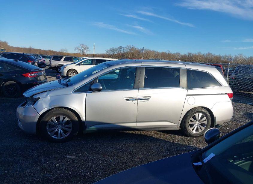 Photo 14 of 2014 Honda Odyssey EX-L (VIN 5FNRL5H6XEB069856)