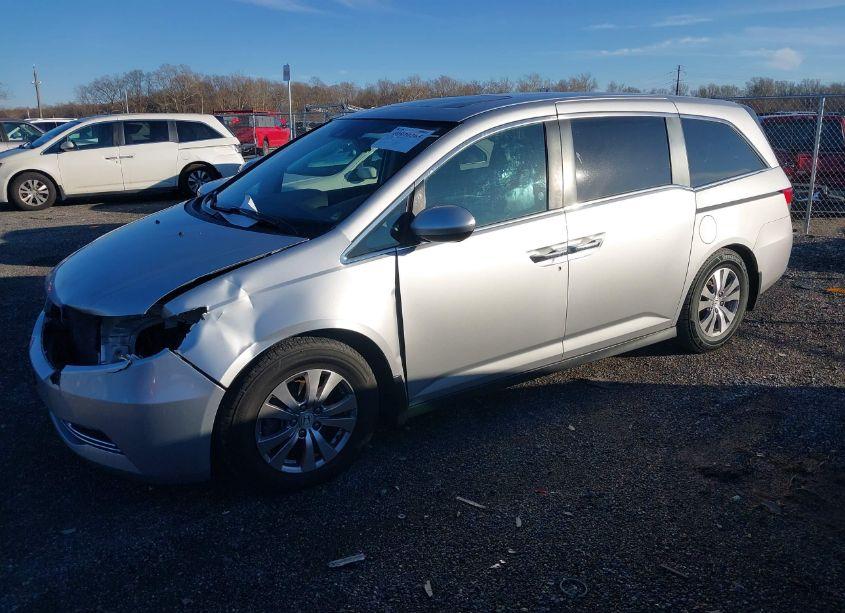 Photo 2 of 2014 Honda Odyssey EX-L (VIN 5FNRL5H6XEB069856)