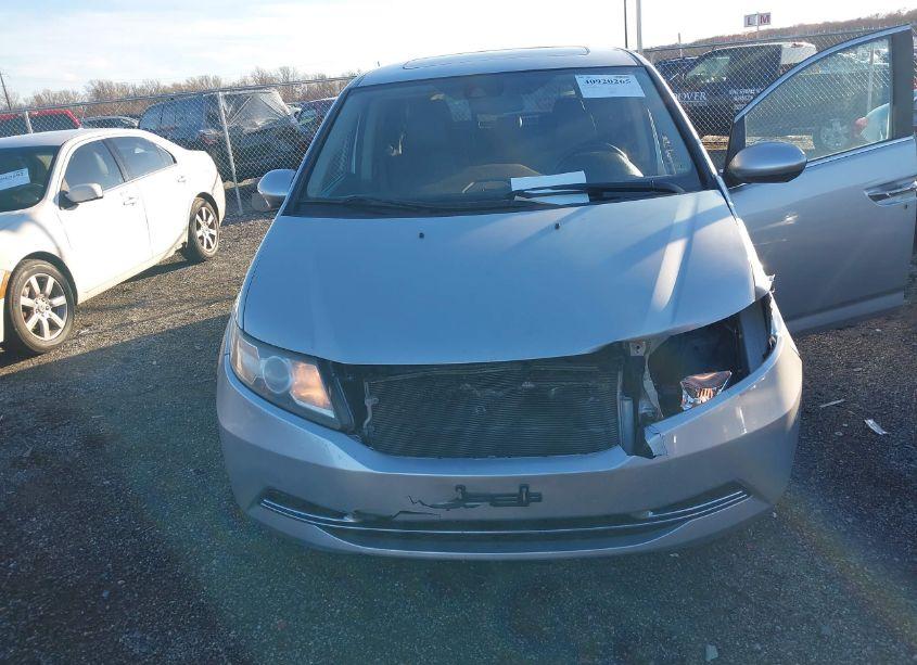 Photo 6 of 2014 Honda Odyssey EX-L (VIN 5FNRL5H6XEB069856)