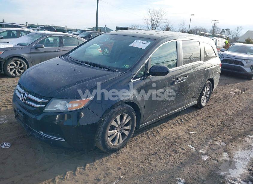 Photo 2 of 2014 Honda Odyssey EX-L (VIN 5FNRL5H6XEB098211)