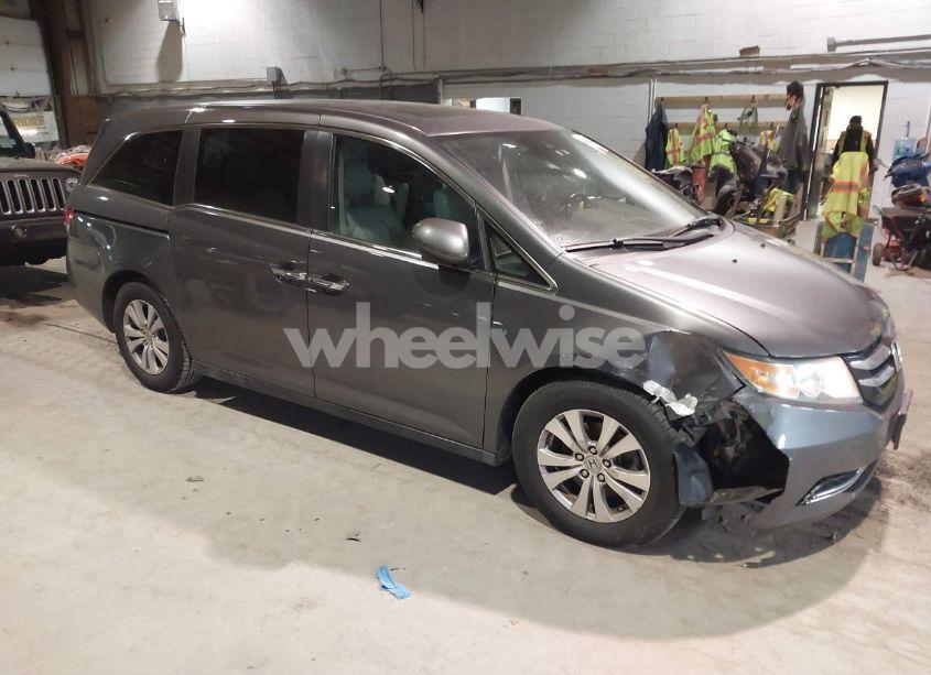 2014 Honda Odyssey EX-L (VIN 5FNRL5H6XEB125455) main photo