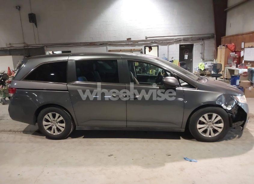 Photo 13 of 2014 Honda Odyssey EX-L (VIN 5FNRL5H6XEB125455)