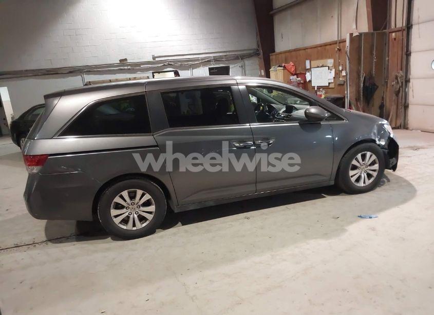 Photo 4 of 2014 Honda Odyssey EX-L (VIN 5FNRL5H6XEB125455)