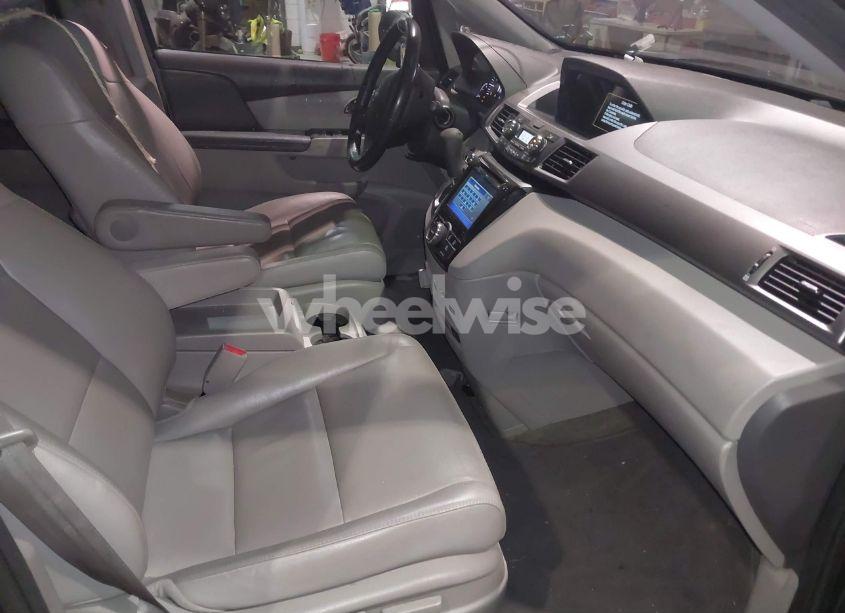 Photo 5 of 2014 Honda Odyssey EX-L (VIN 5FNRL5H6XEB125455)