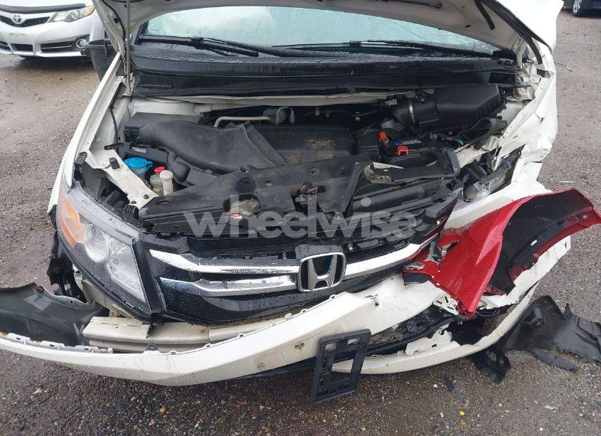 Photo 10 of 2015 Honda Odyssey EX-L (VIN 5FNRL5H6XFB015751)