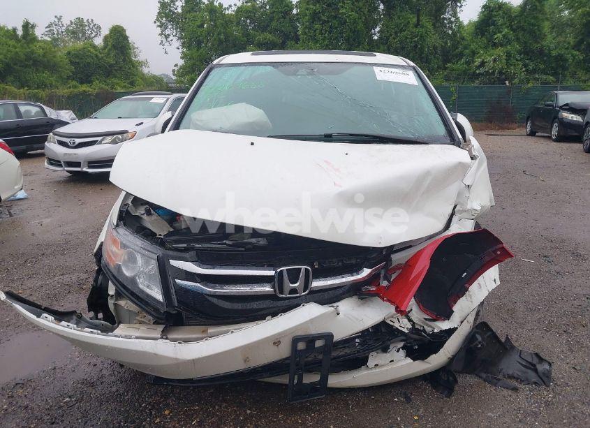 Photo 12 of 2015 Honda Odyssey EX-L (VIN 5FNRL5H6XFB015751)