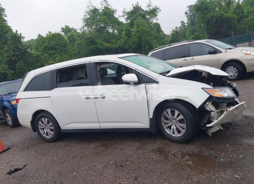 Photo 13 of 2015 Honda Odyssey EX-L (VIN 5FNRL5H6XFB015751)