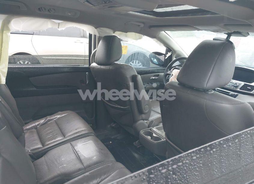 Photo 8 of 2015 Honda Odyssey EX-L (VIN 5FNRL5H6XFB015751)