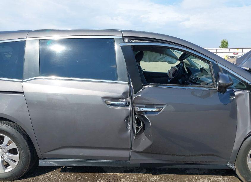 Photo 13 of 2015 Honda Odyssey EX-L (VIN 5FNRL5H6XFB055845)