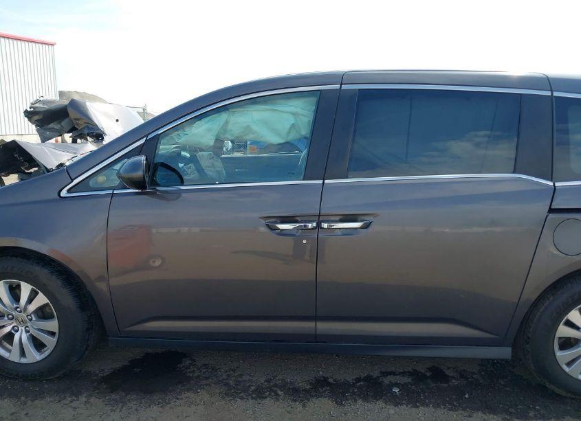 Photo 14 of 2015 Honda Odyssey EX-L (VIN 5FNRL5H6XFB055845)