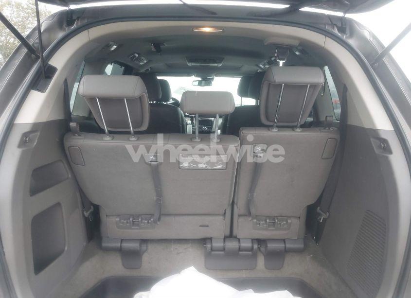 Photo 8 of 2015 Honda Odyssey EX-L (VIN 5FNRL5H6XFB110469)