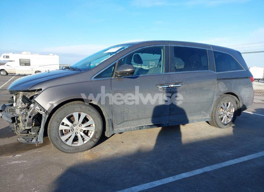 Photo 14 of 2015 Honda Odyssey EX-L (VIN 5FNRL5H6XFB124890)
