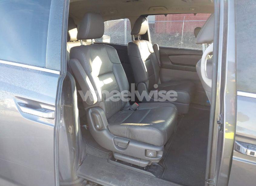 Photo 8 of 2015 Honda Odyssey EX-L (VIN 5FNRL5H6XFB124890)