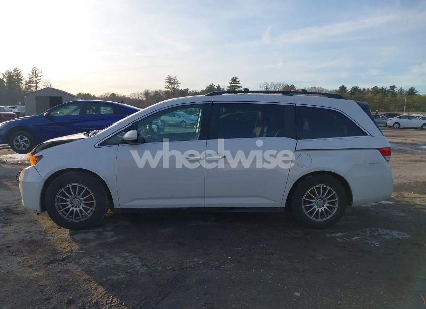 Photo 14 of 2016 Honda Odyssey EX-L (VIN 5FNRL5H6XGB004735)
