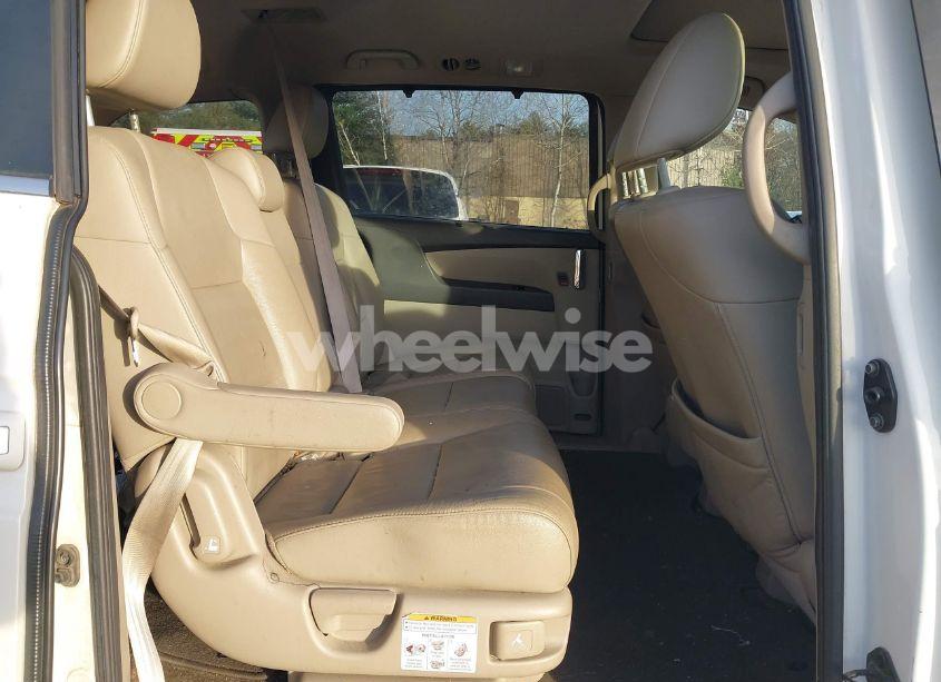 Photo 8 of 2016 Honda Odyssey EX-L (VIN 5FNRL5H6XGB004735)