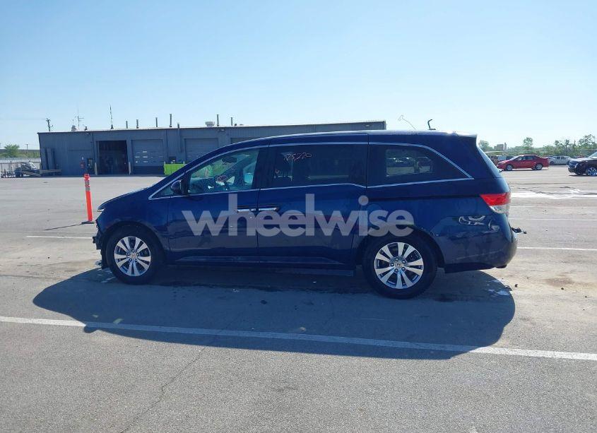 Photo 15 of 2016 Honda Odyssey EX-L (VIN 5FNRL5H6XGB015959)