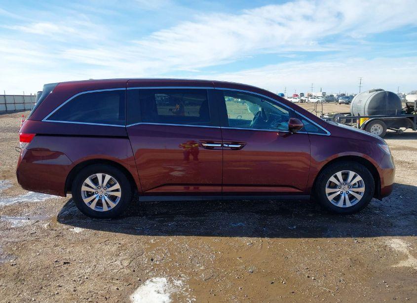 Photo 13 of 2016 Honda Odyssey EX-L (VIN 5FNRL5H6XGB021020)