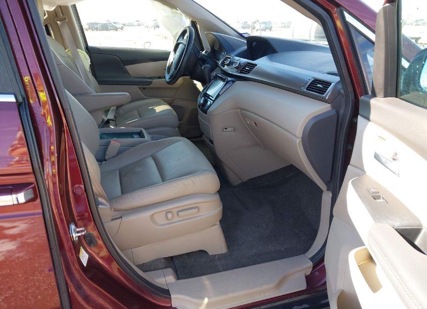 Photo 5 of 2016 Honda Odyssey EX-L (VIN 5FNRL5H6XGB021020)