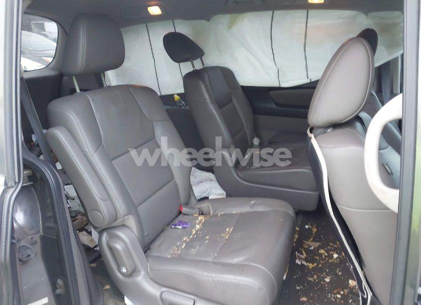 Photo 8 of 2016 Honda Odyssey EX-L (VIN 5FNRL5H6XGB033667)