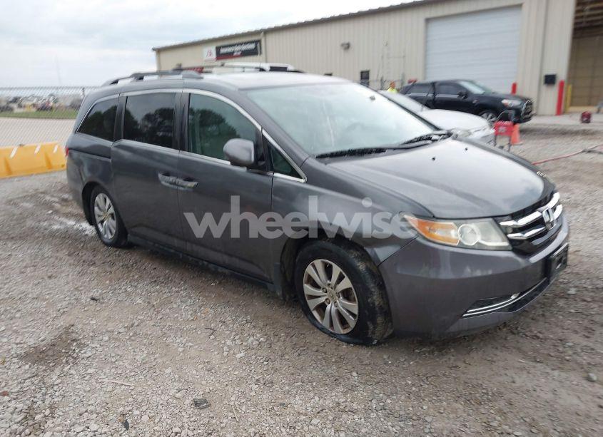 2016 Honda Odyssey EX-L (VIN 5FNRL5H6XGB051764) main photo