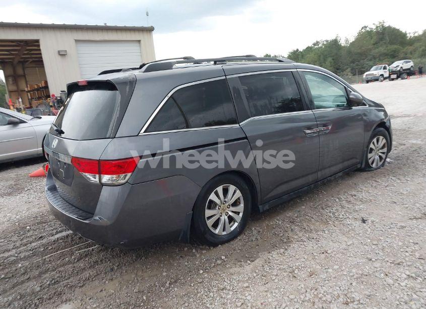 Photo 4 of 2016 Honda Odyssey EX-L (VIN 5FNRL5H6XGB051764)