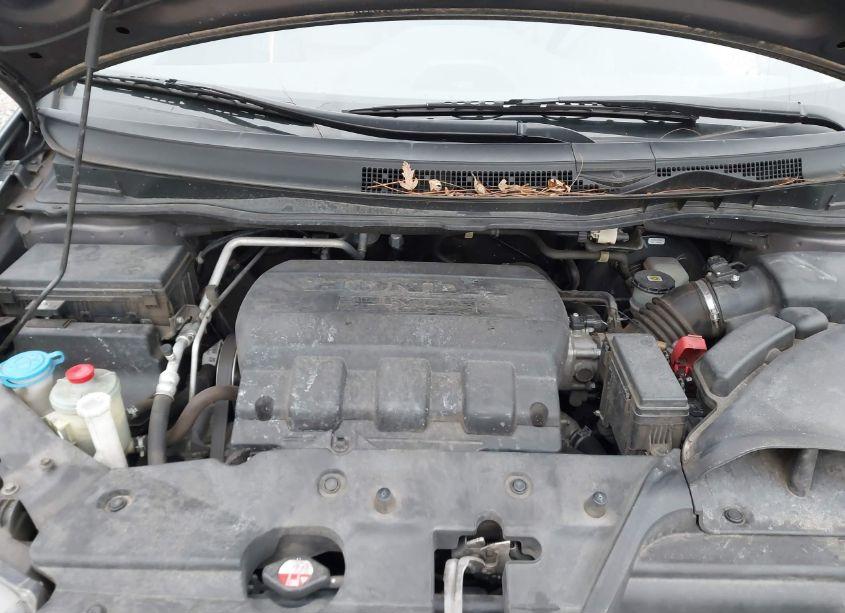 Photo 10 of 2016 Honda Odyssey EX-L (VIN 5FNRL5H6XGB064207)