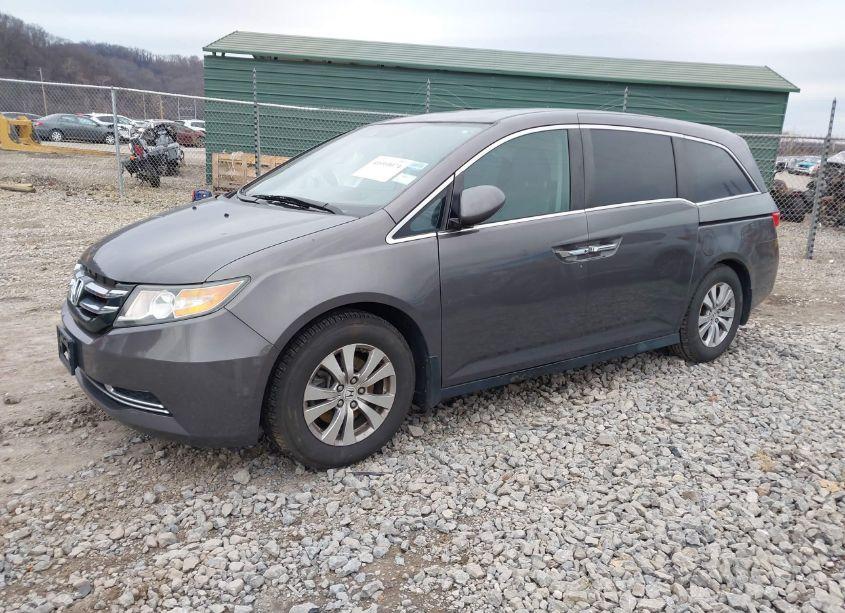 Photo 2 of 2016 Honda Odyssey EX-L (VIN 5FNRL5H6XGB064207)